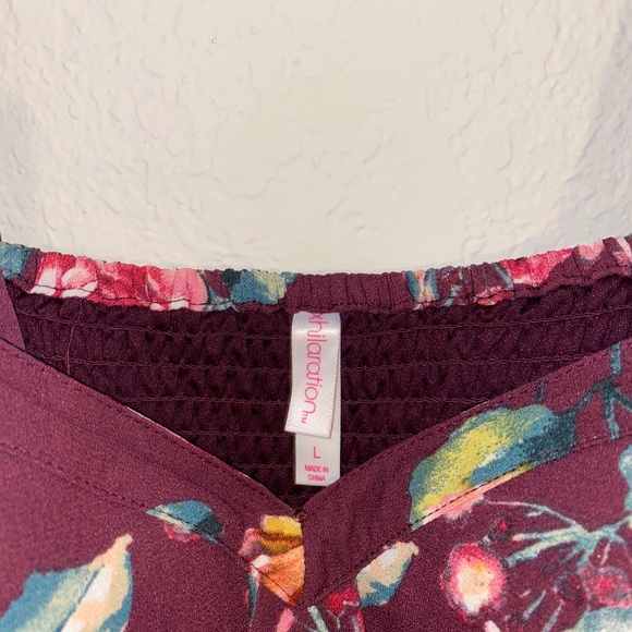 Clothes - Picture 3 of 3